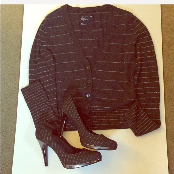 Nine West Other - AE Cardigan Sml & Nine West Heels 9 Gray & Silver